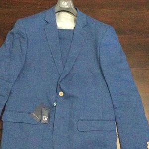 Stylish lightweight suit